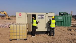 瓊海200KW低噪音發電機組